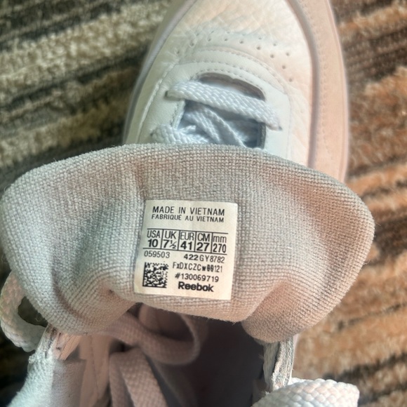 Reebok high tops brand new size 10 - Picture 3 of 5